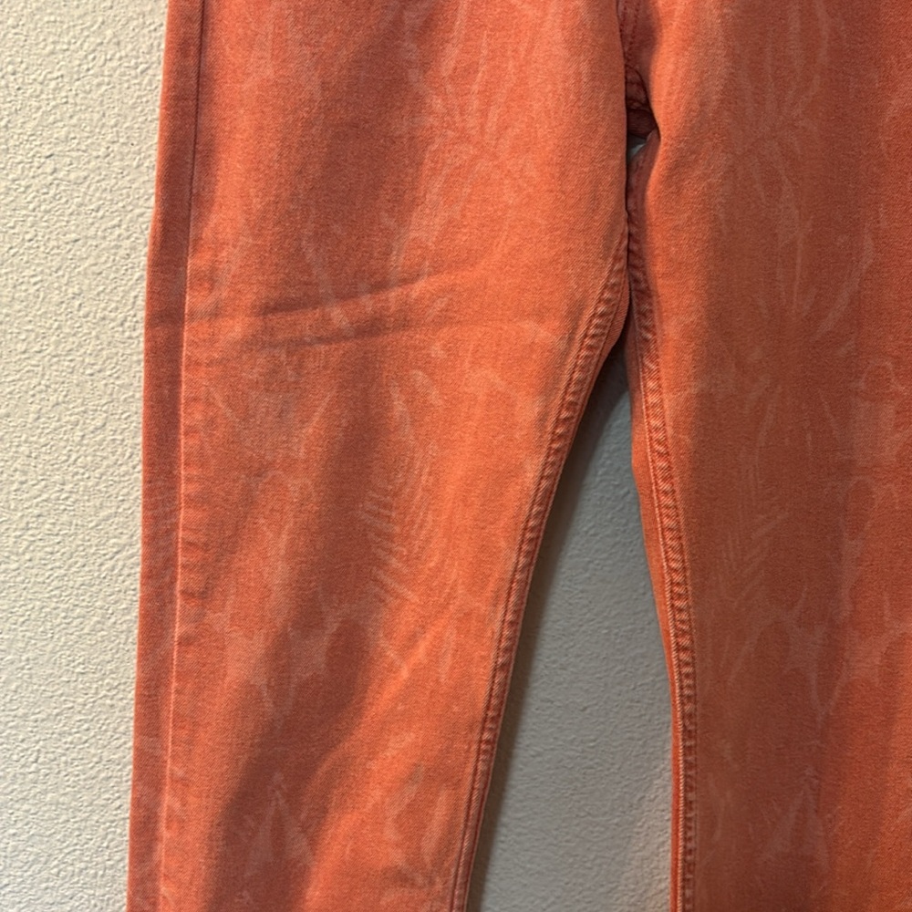 Levi's Coral Leaf Print Denim Jeans - Picture 2 of 8
